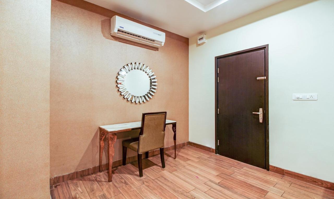 Treebo Trend Sindhura Grand Hotel Hyderabad Exterior photo