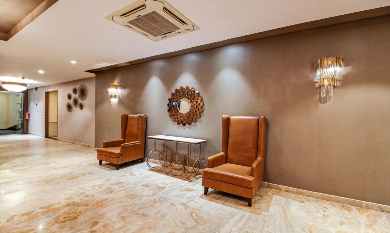 Treebo Trend Sindhura Grand Hotel Hyderabad Exterior photo