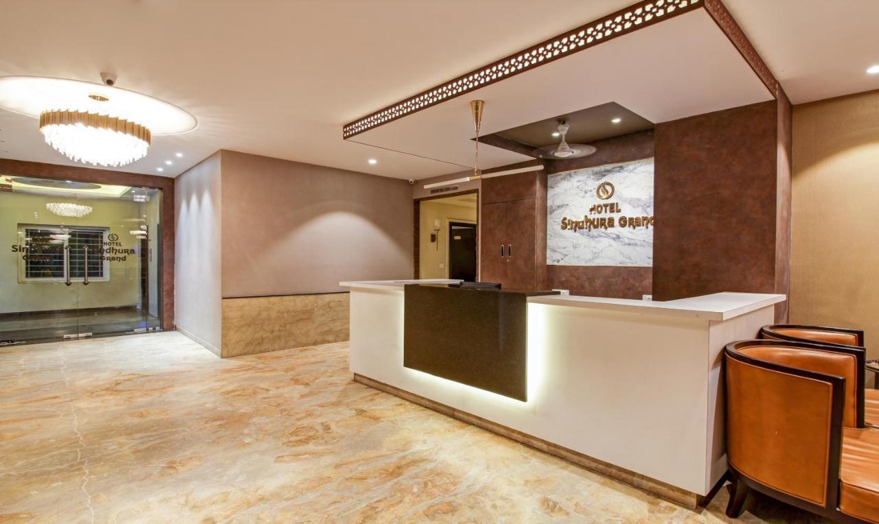 Treebo Trend Sindhura Grand Hotel Hyderabad Exterior photo