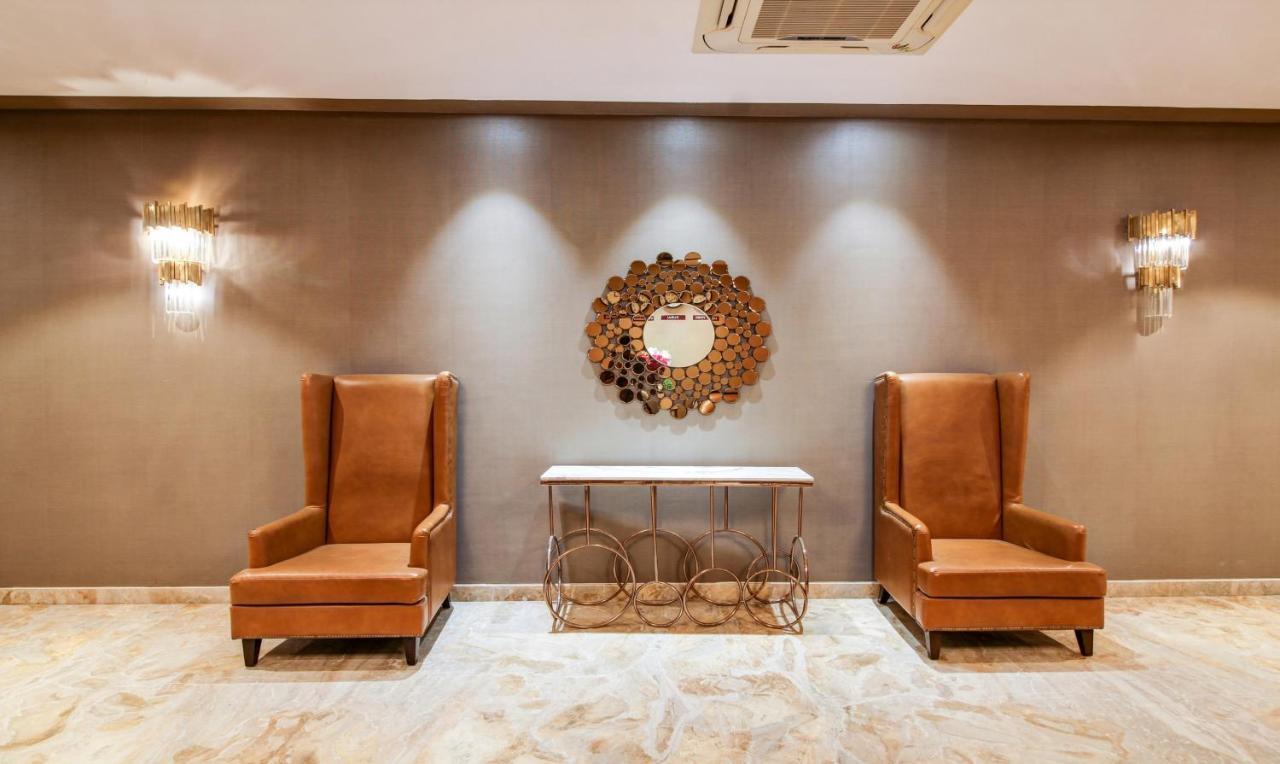 Treebo Trend Sindhura Grand Hotel Hyderabad Exterior photo